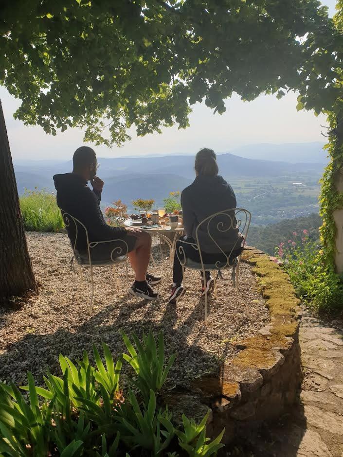 Le Rocher De Sampzon Εξωτερικό φωτογραφία